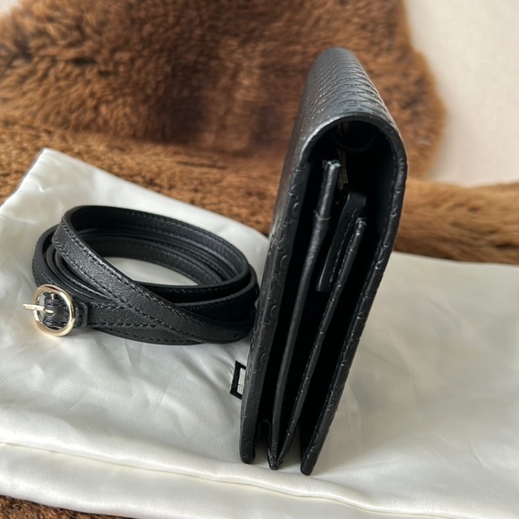 Gucci Microguccissima Wallet On Strap - Picture 9 of 10